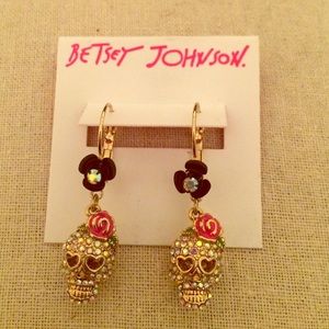 Betsey Johnson studded Skulls SnapBack earrings