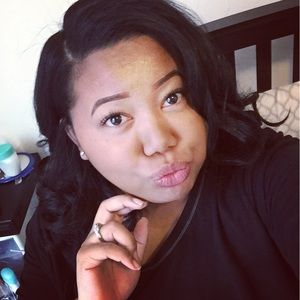 Meet your Posher, Alisha