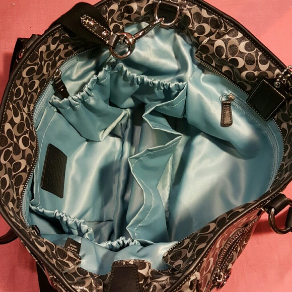 COACH MULTI PURPOSE BAG - Picture 3 of 4