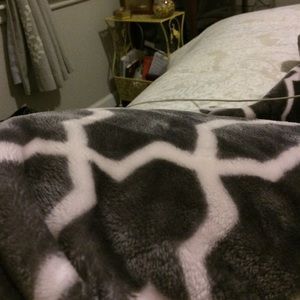 Meet your Posher, Melyssa