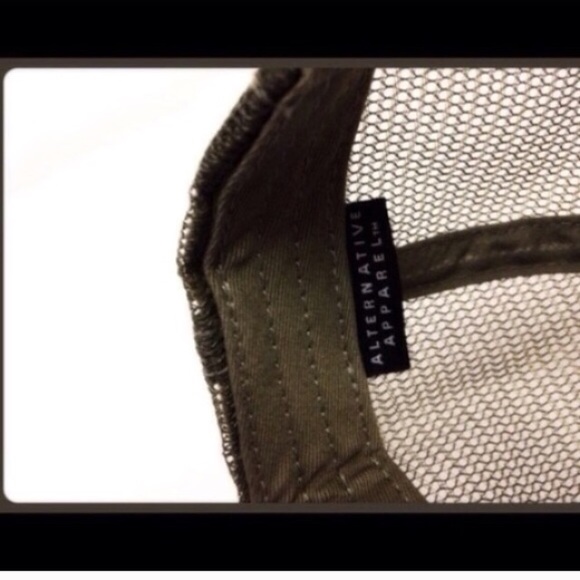 Alternative  Apparel "Vintage" Style Trucker Hat - Picture 2 of 3