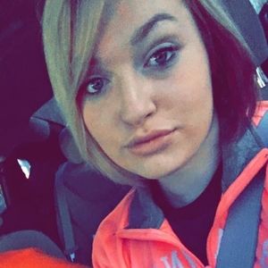 Meet your Posher, Dakota