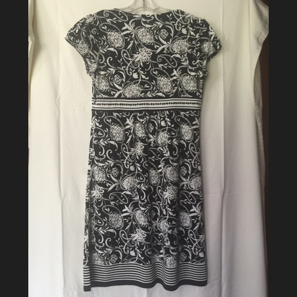 LOFT Dress: Black & White floral - Picture 2 of 3