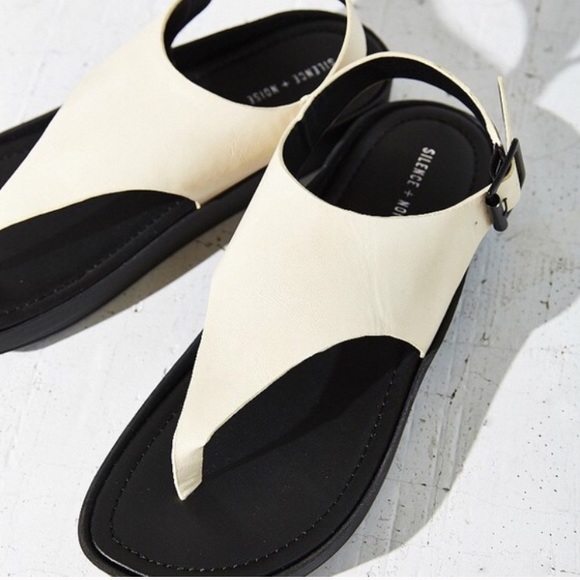 Urban Outfitters Stephanie Platform Vegan Sandals - Picture 2 of 4