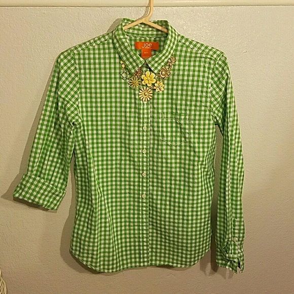 Women's Button down shirt