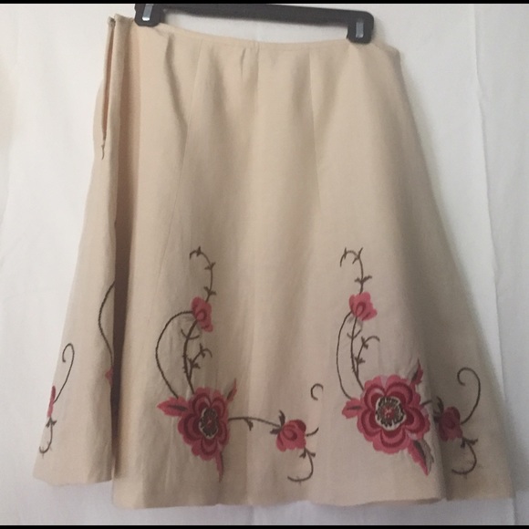 LOFT A-line Skirt with Embroidered Floral Details - Picture 2 of 3
