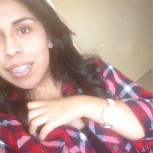 Meet your Posher, Betsua