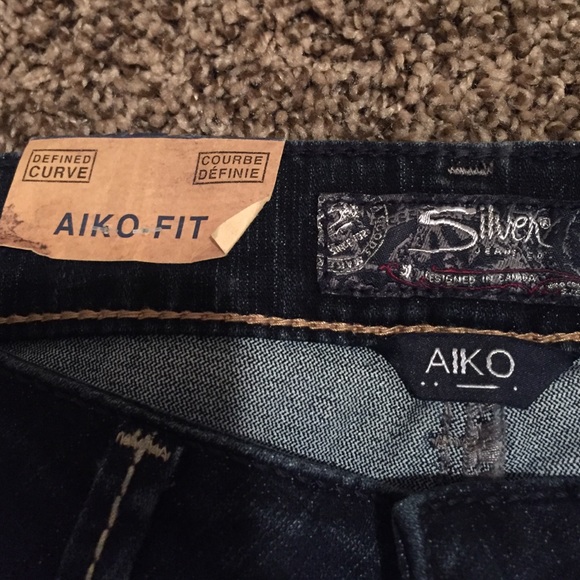 Silver Jeans - Picture 4 of 4