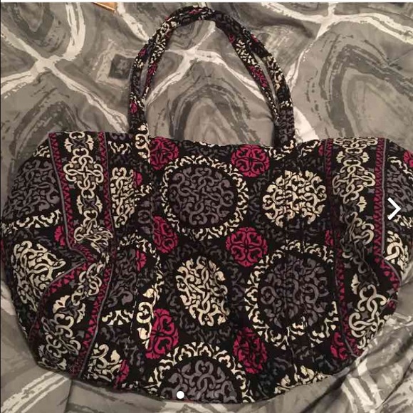 Vera Bradley travel bag