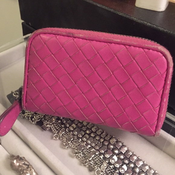 Bottega veneta small wallet used