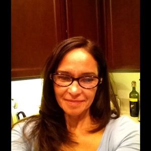 Meet your Posher, Rebecca