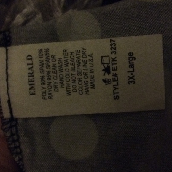 ALMOST SOLD OUT!! Polka Dot & Lace Tank-PLUS size - Picture 2 of 2