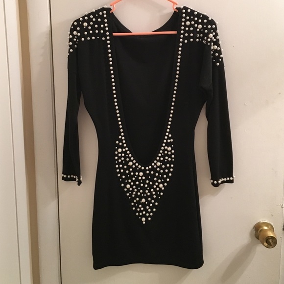 Black with pearls dress - Picture 2 of 2