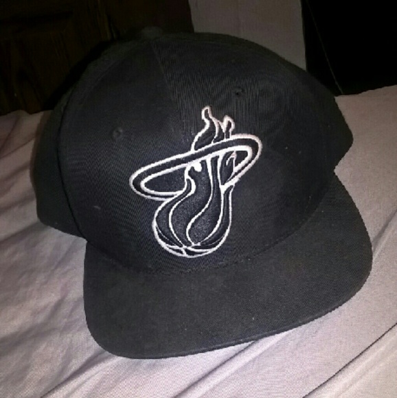 SnapBack hats - Picture 3 of 3