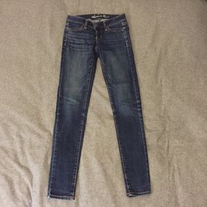 ⚡️Flash Sale⚡️American Eagle Stretch Jeggings