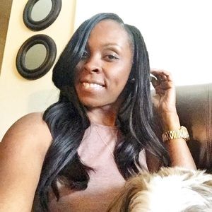 Meet your Posher, Rolanda