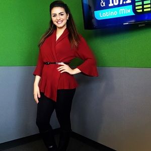 Stylish & Comfy Burgundy Sweater