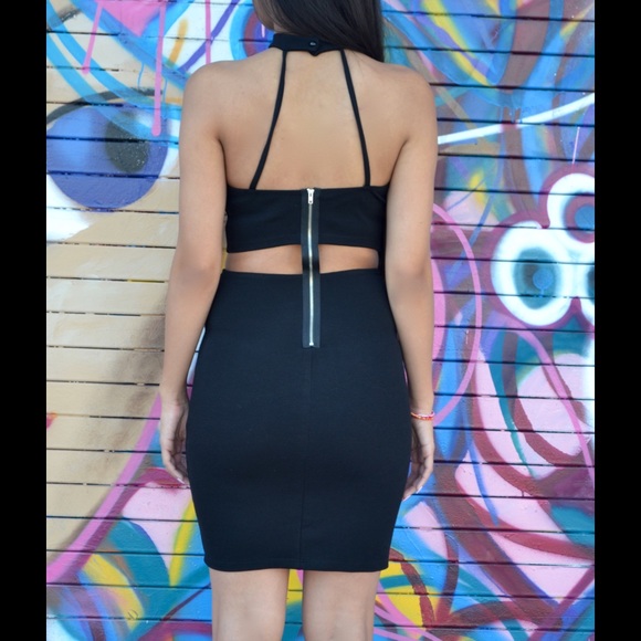 ✨ LAST ONE! ✨ Choker Dress - Picture 4 of 4