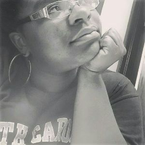 Meet your Posher, Tiara