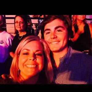 Meet your Posher, Kelton