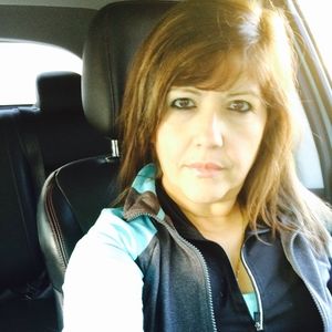 Meet your Posher, Gloria