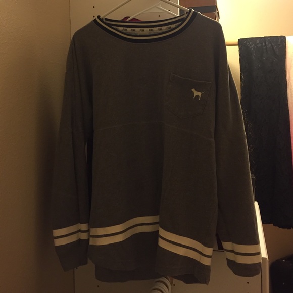 VS grey pullover hoodie