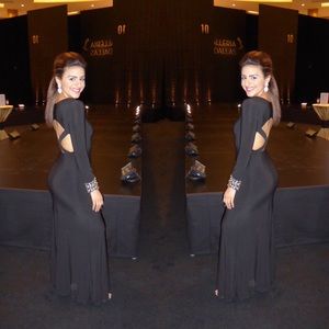 A black dress to impress !