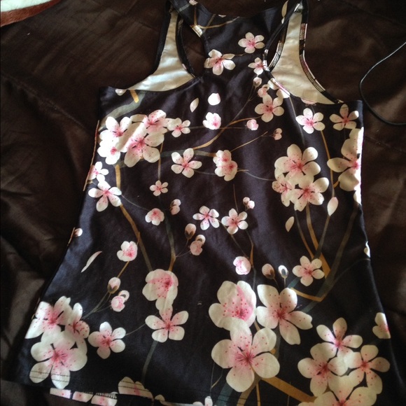 Floral top