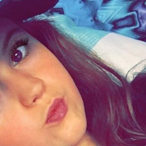 Meet your Posher, Leah