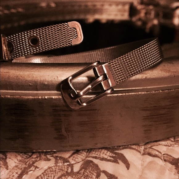 Silver tone Buckle Bracelet - Picture 2 of 4