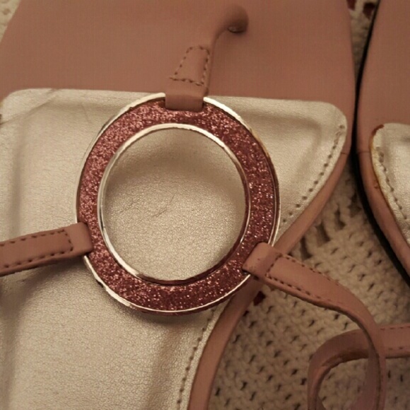 Summer sandals - Picture 2 of 4