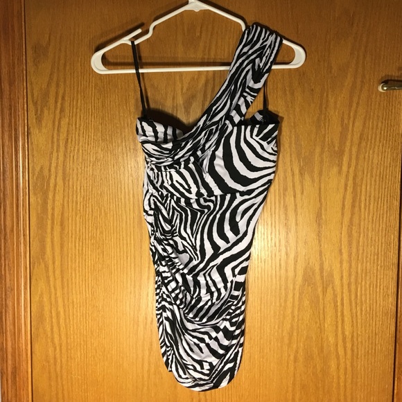 Zebra one shoulder top