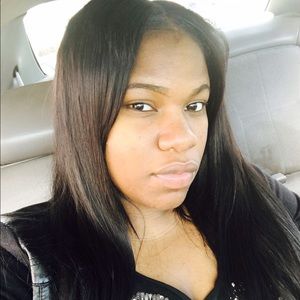 Meet your Posher, Shanique