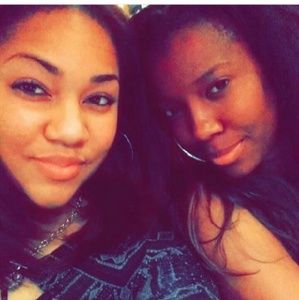 Meet your Posher, Domonique