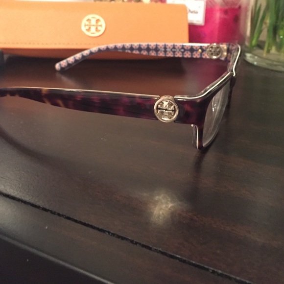 Tory Burch Glasses - Picture 2 of 4