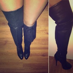 Colin Stuart Thigh high boots