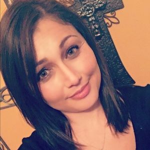 Meet your Posher, Lucy