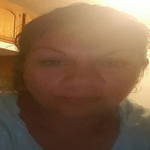 Meet your Posher, Raquel