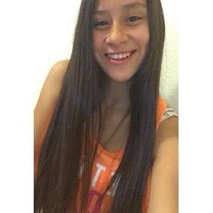 Meet your Posher, Mayra