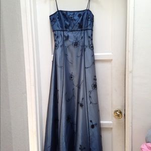 Beautiful ombré blue prom dress size 7