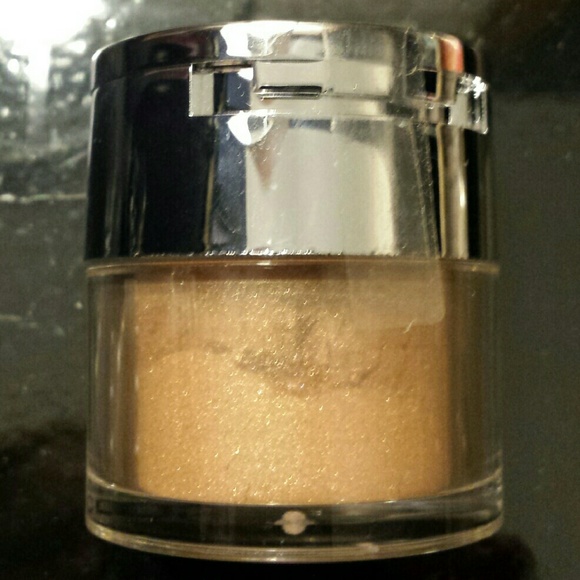The Body Shop Other - The Body Shop Duo Glow bronze highlighter