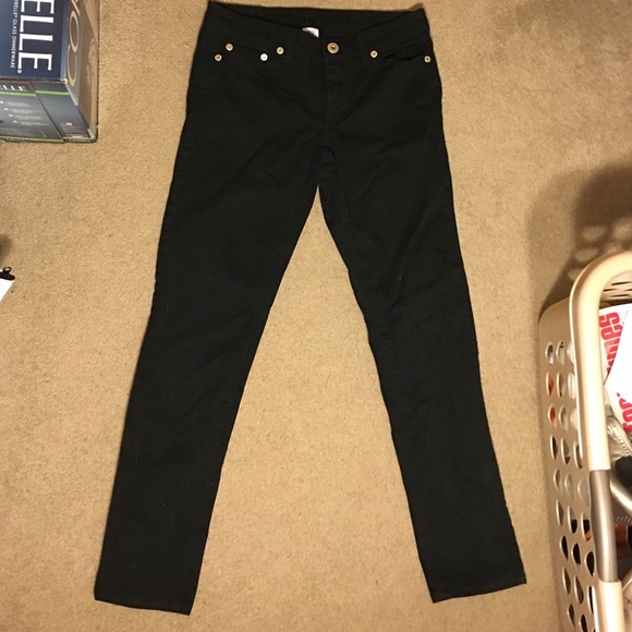 Black Skinny Jeans