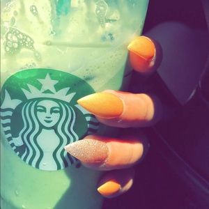 Meet your Posher, Viviana