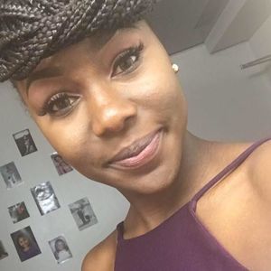 Meet your Posher, De'seria