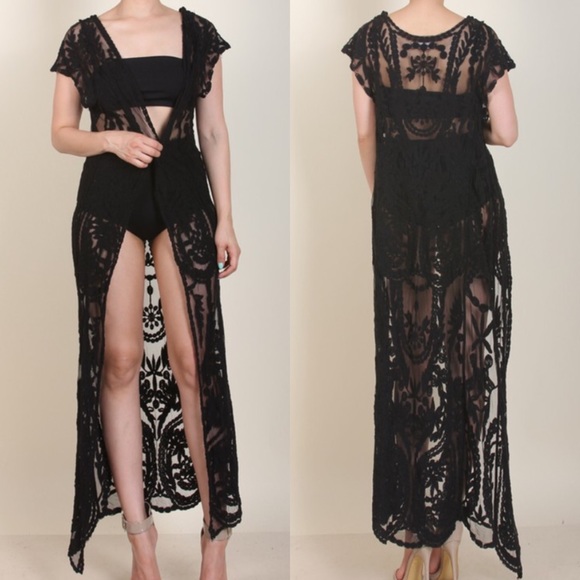 LAST ONE! Black Textured Mesh Maxi Vest - Picture 4 of 4