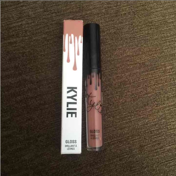 Kylie Jenner lip gloss