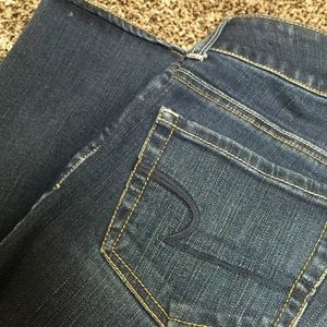 American Eagle Artist Jeans (size 6)