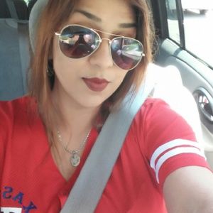 Meet your Posher, Jesica