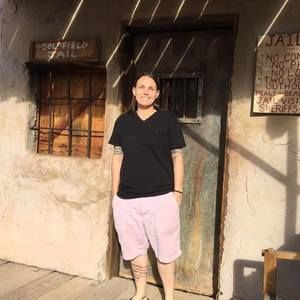 Meet your Posher, Jenn