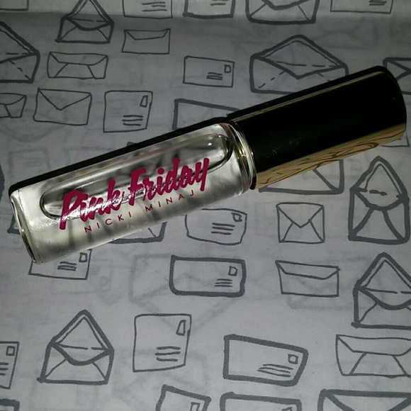Nicki Minaj perfume